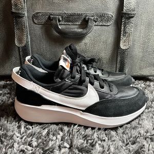 Nike Waffle Debut Black White Men Casual Lifestyle Shoes Sneakers DH9522-001